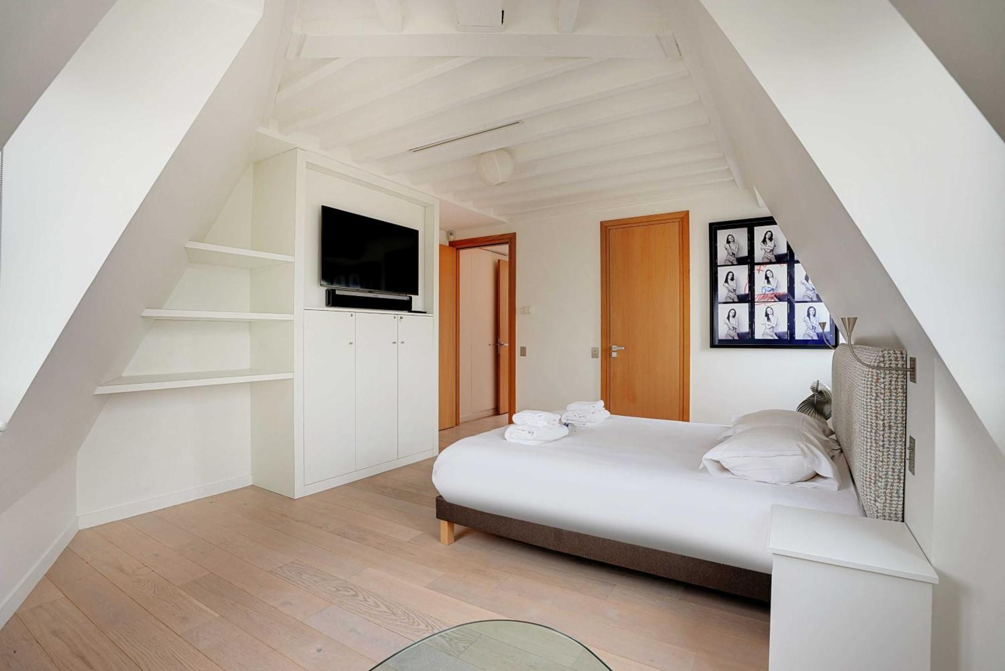 Appartement Designer Loft - 2bd-6p- Arc De Triomphe Parijs